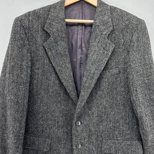 VTG Harris Tweed Handwoven Scotland Wool & Viscose Herringbone Gray Blazer 40R